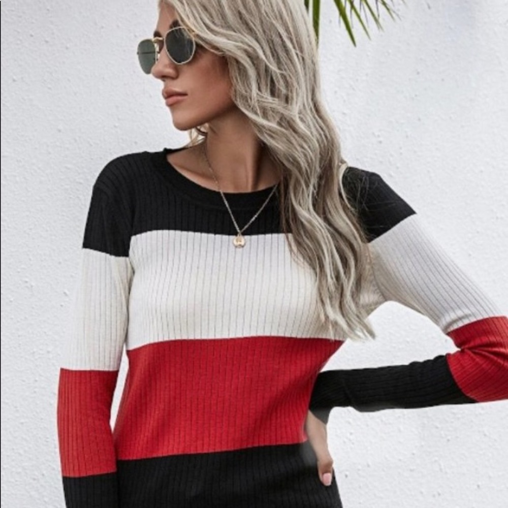 Color Block Sweater - Picture 8 of 9